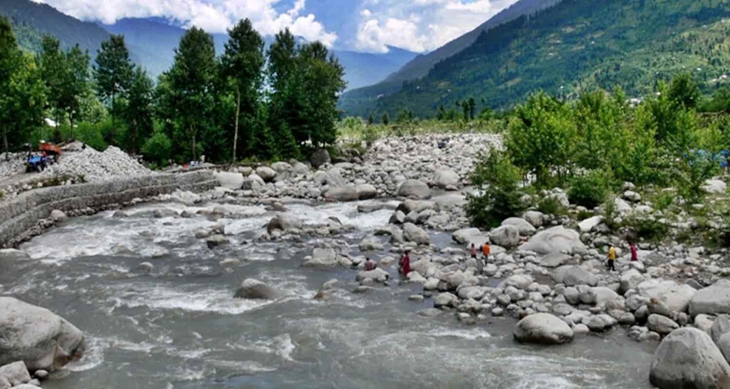 One person body beas river kullu himachal pradesh