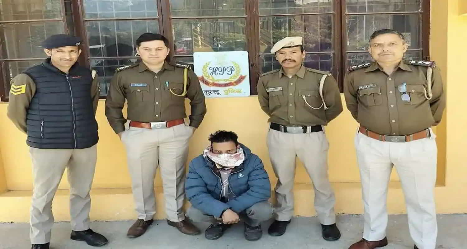 Himachal man started getting scared after seeing khaki consignment of hashish found on search
