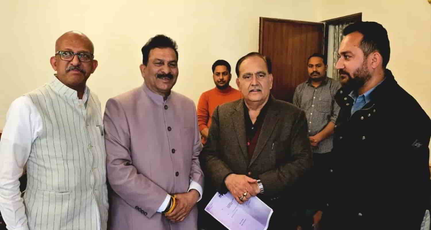 Assembly speaker not accepts resignation of three independent mlas