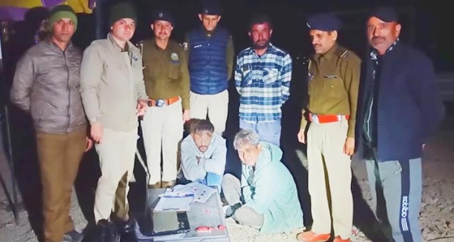 Men arrested heroine theyog shimla himachal pradesh