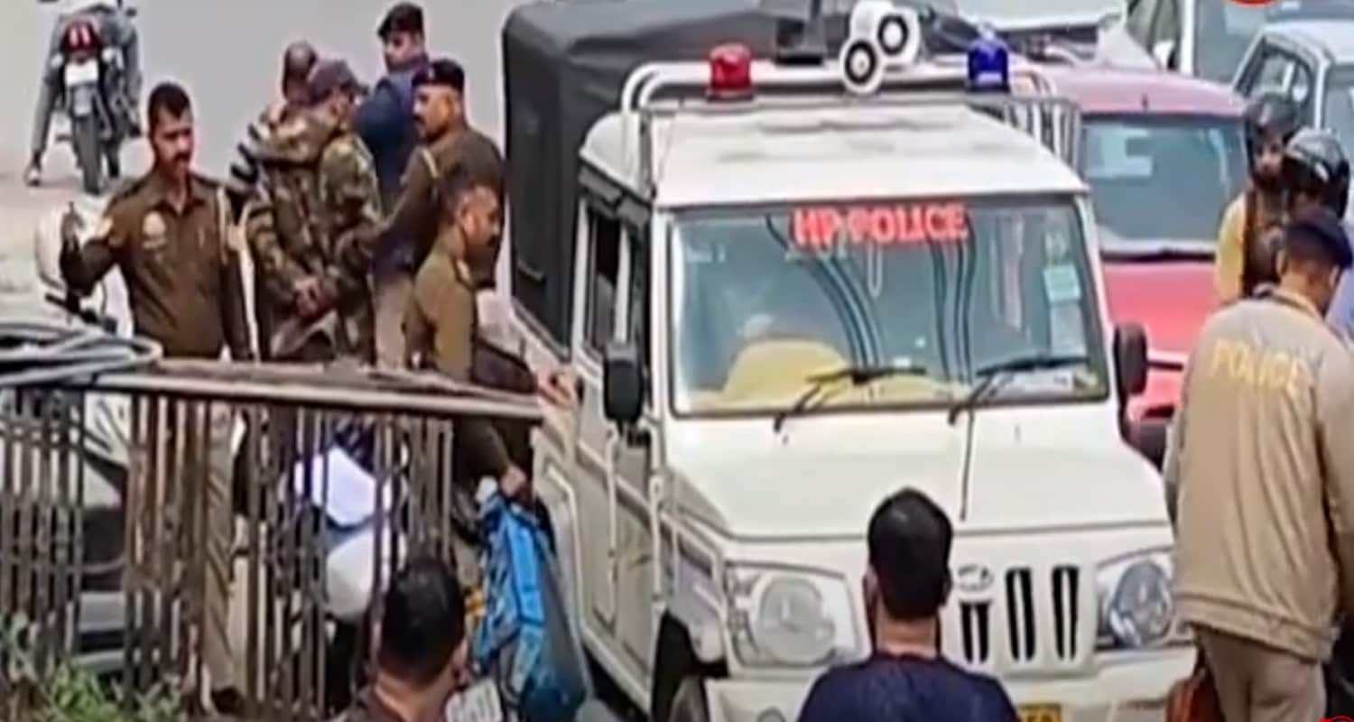 Four men arrested shop charas chamba himachal pradesh