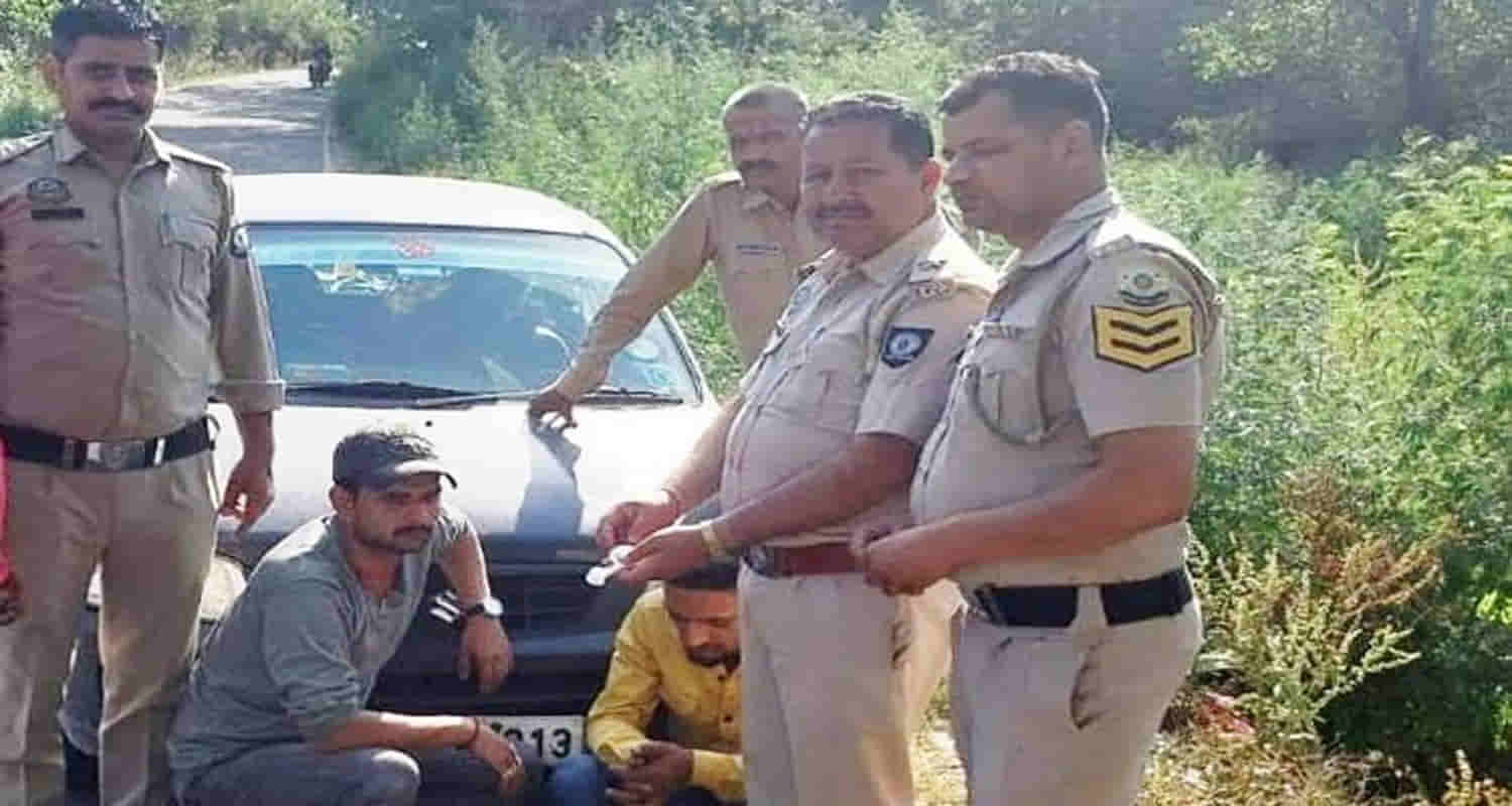 Drug peddlers chitta mandi hamirpur una himachal