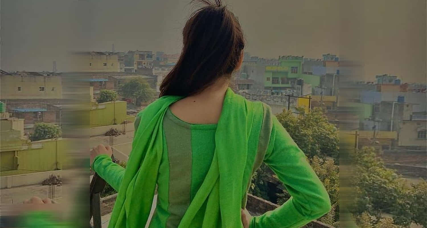 Himachal bilaspur 23 year girl shalini preparing commission