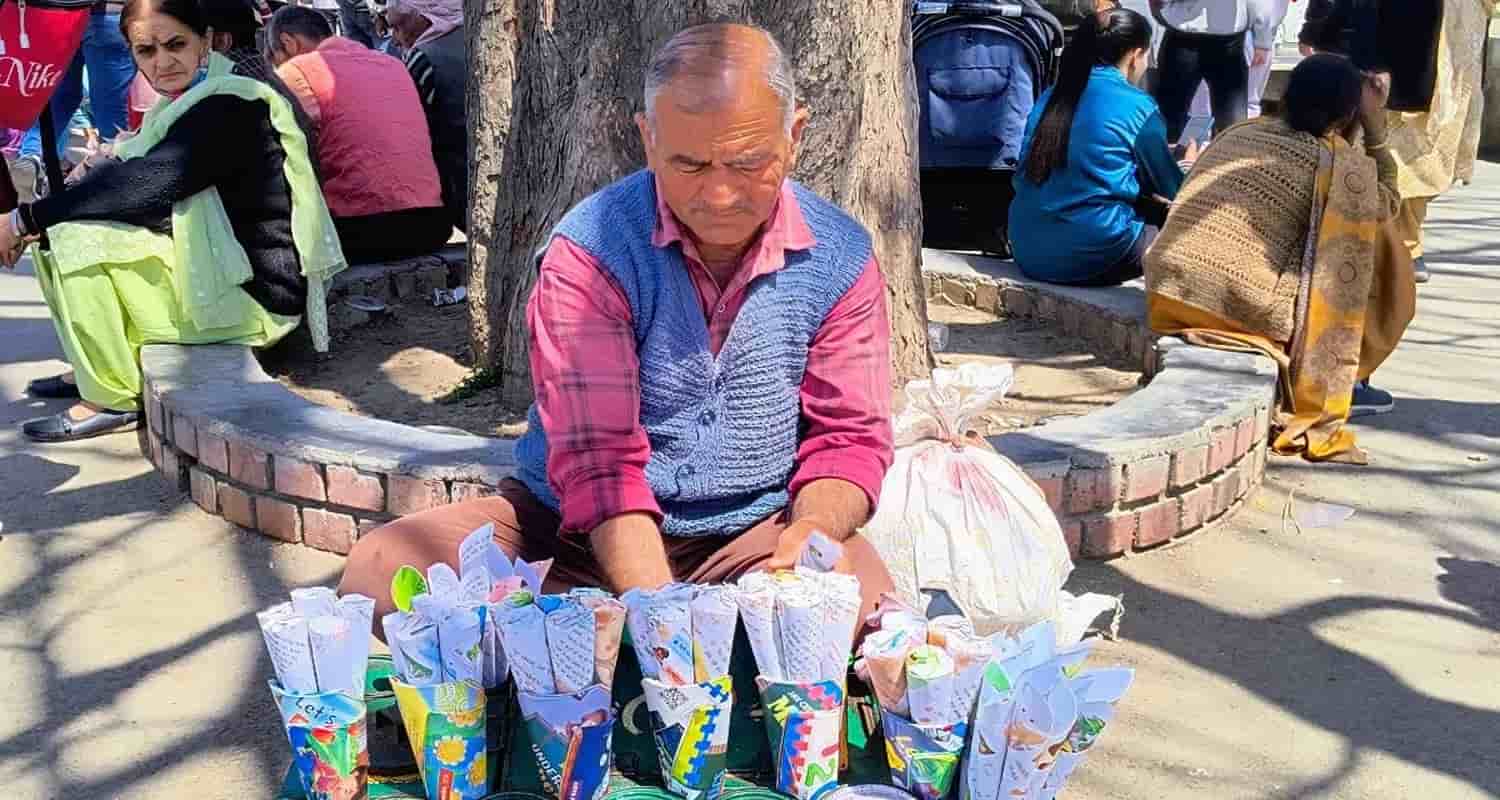 Himachal shimla ridge bilaspur son govt job father selling peanuts