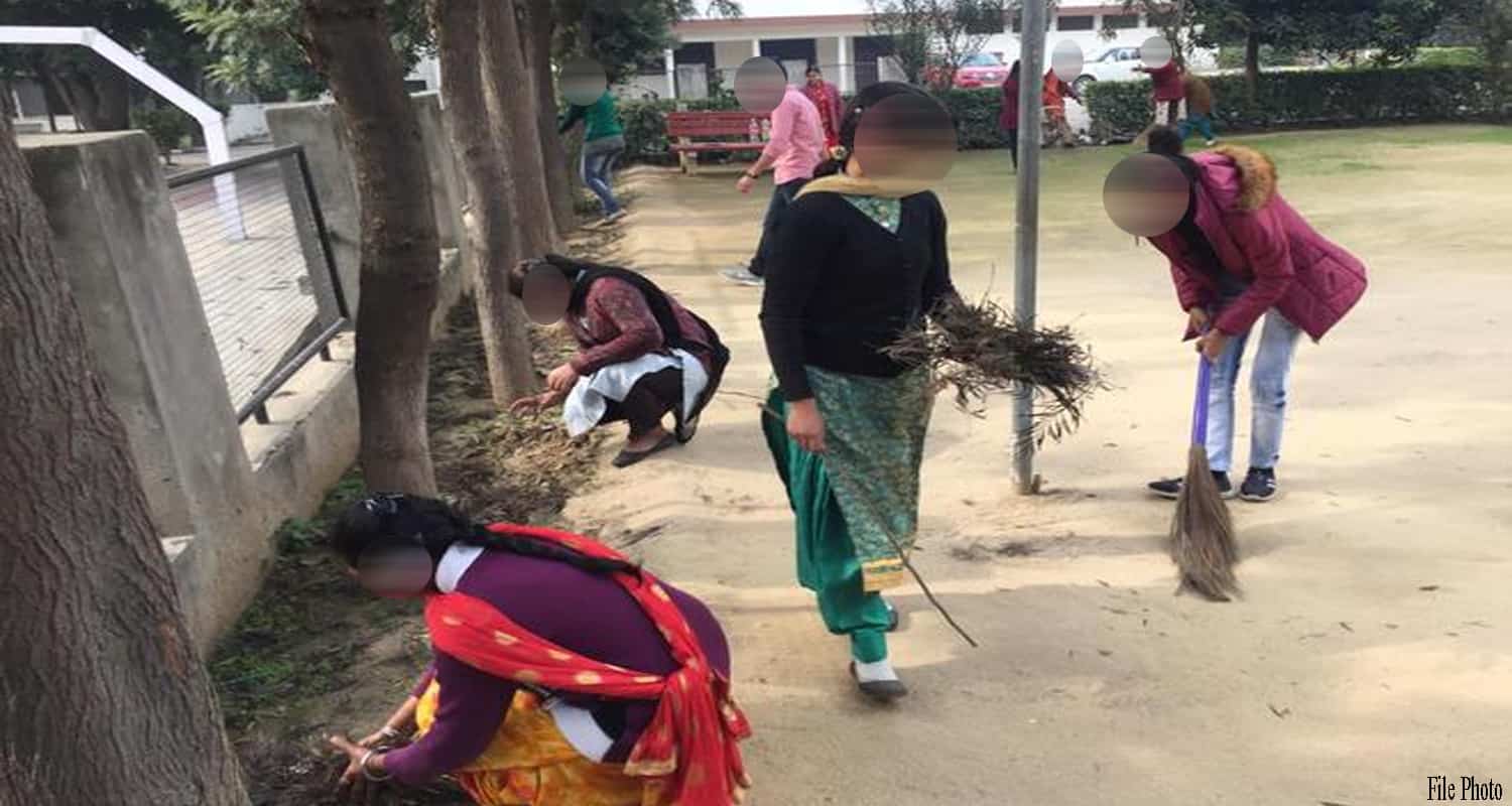 16 years govt school girl nss camp classmate physical relation bilaspur aiims