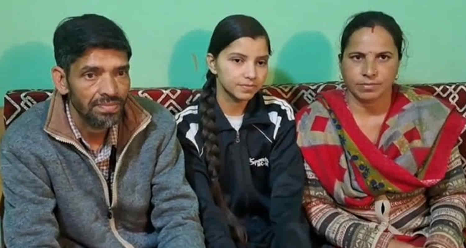 Hp board 12thclass topper bhawna multitask worker father