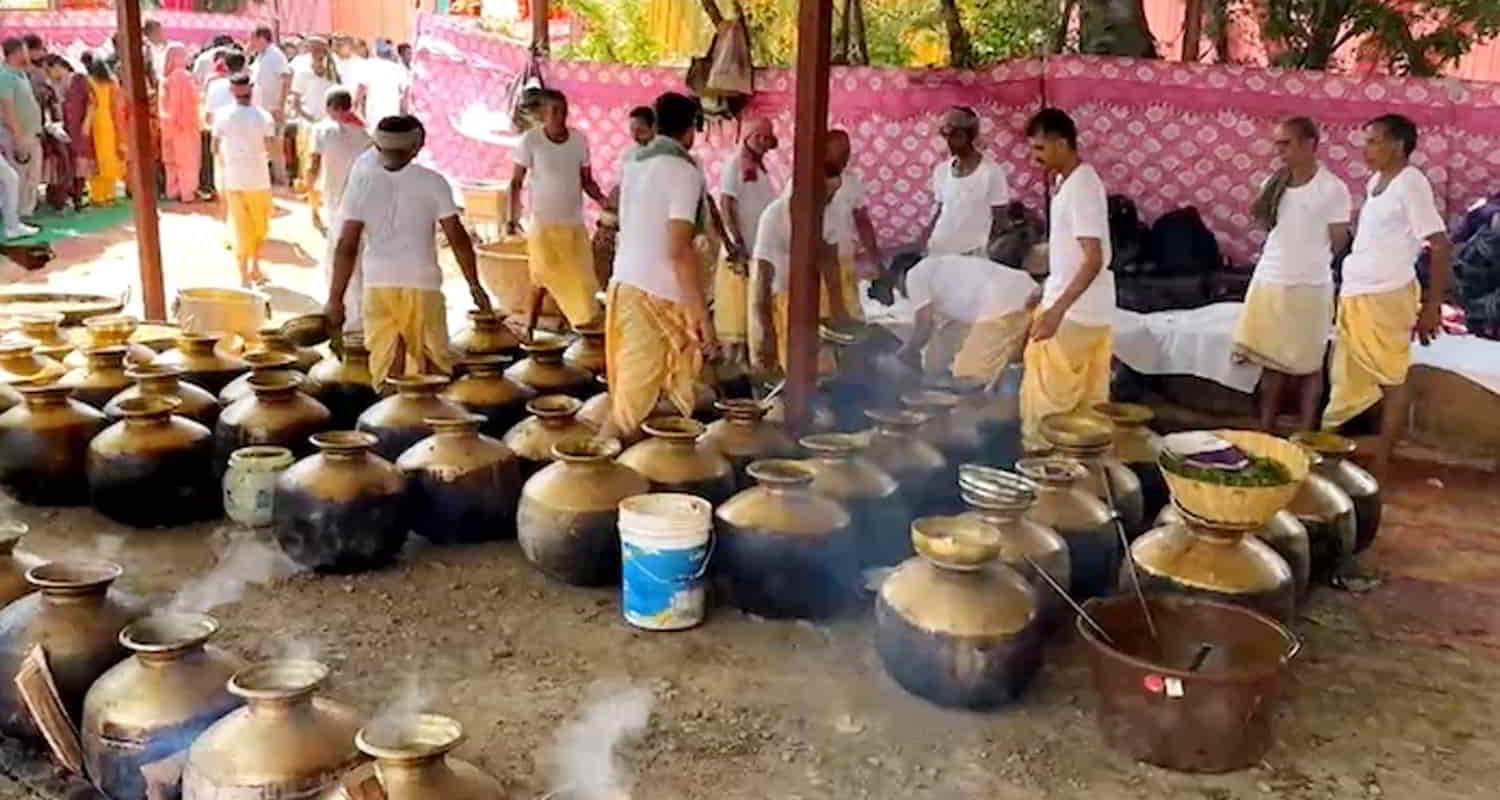 Himachal mandyali dham viral 12 thousand people 35 cook