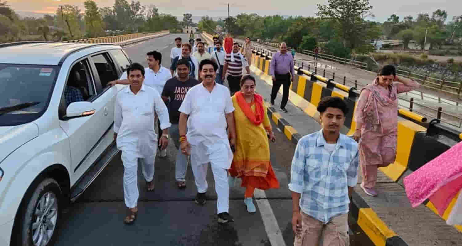 Newly elected mla vivek sharma mata chintpurni winning kutlehar vidhan sabha by election una