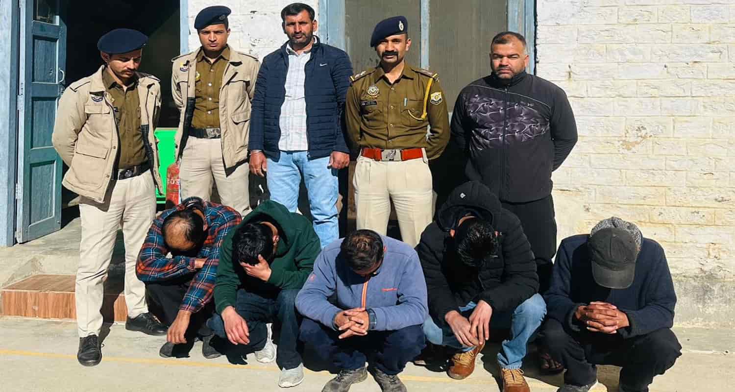 Drugs smugglers five chitta nankhari shimla himachal pradesh