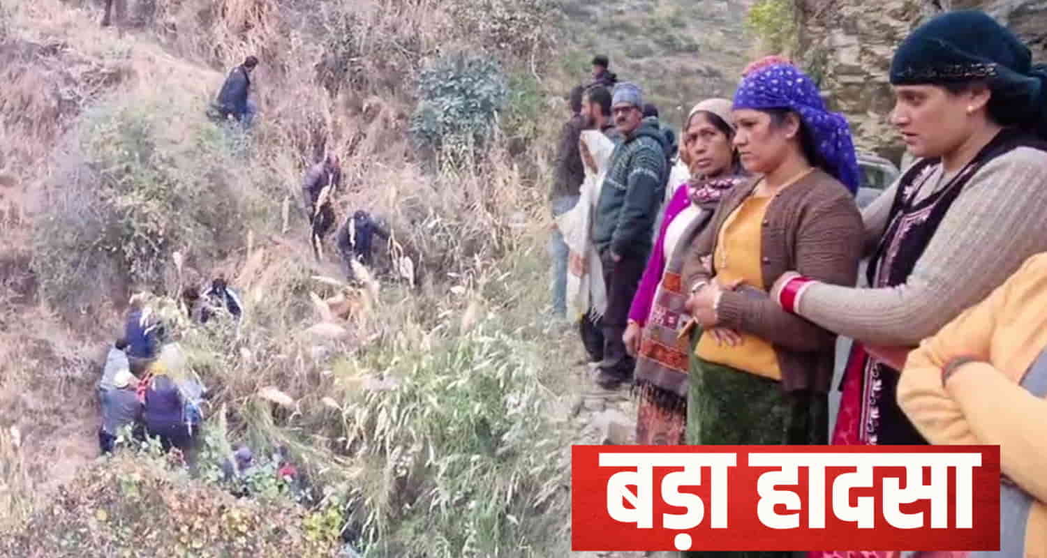 Himachal breaking thar fell deep ditch two people were board only one survived