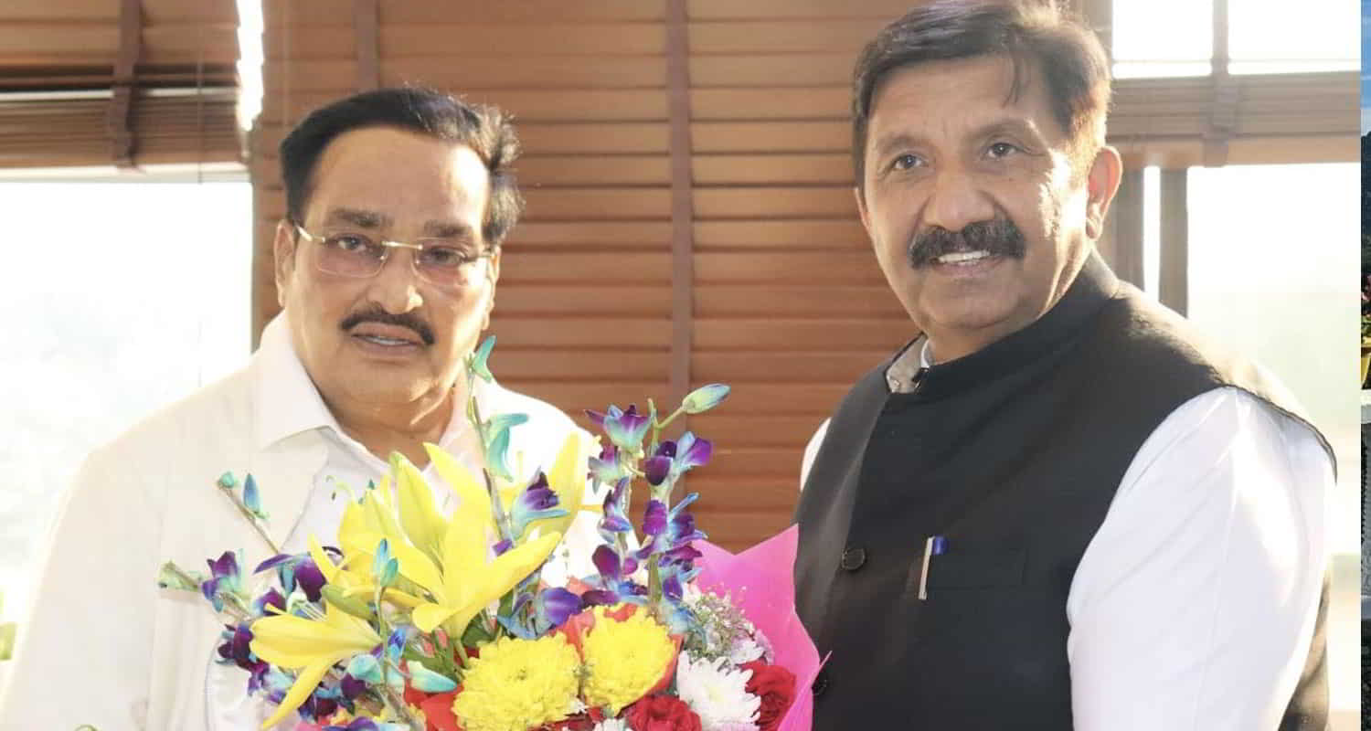 Himachal deputy chief minister mukesh agnihotri met union water power minister cr patil new delhi