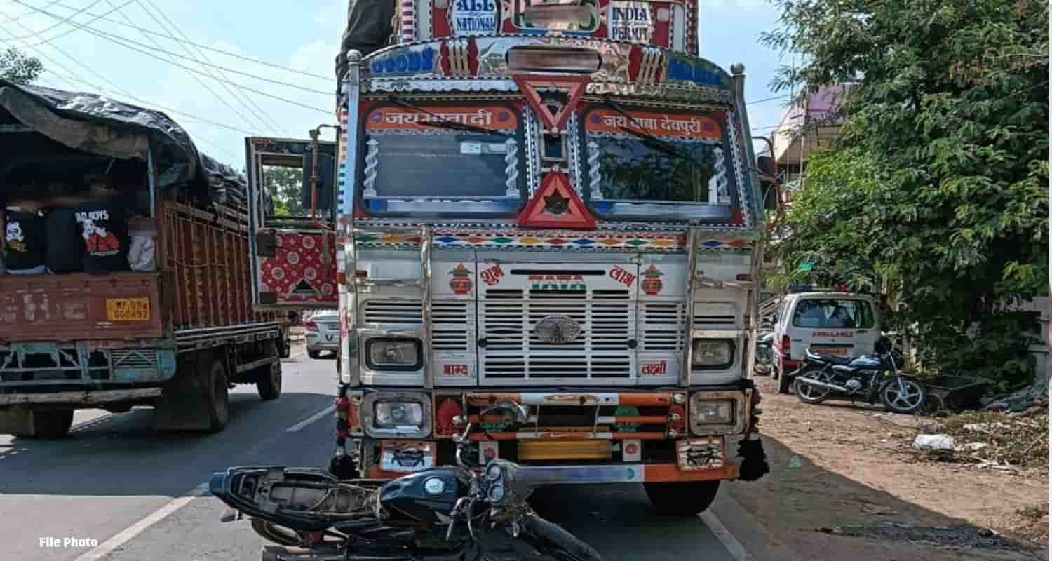 Bike Truck accident solan