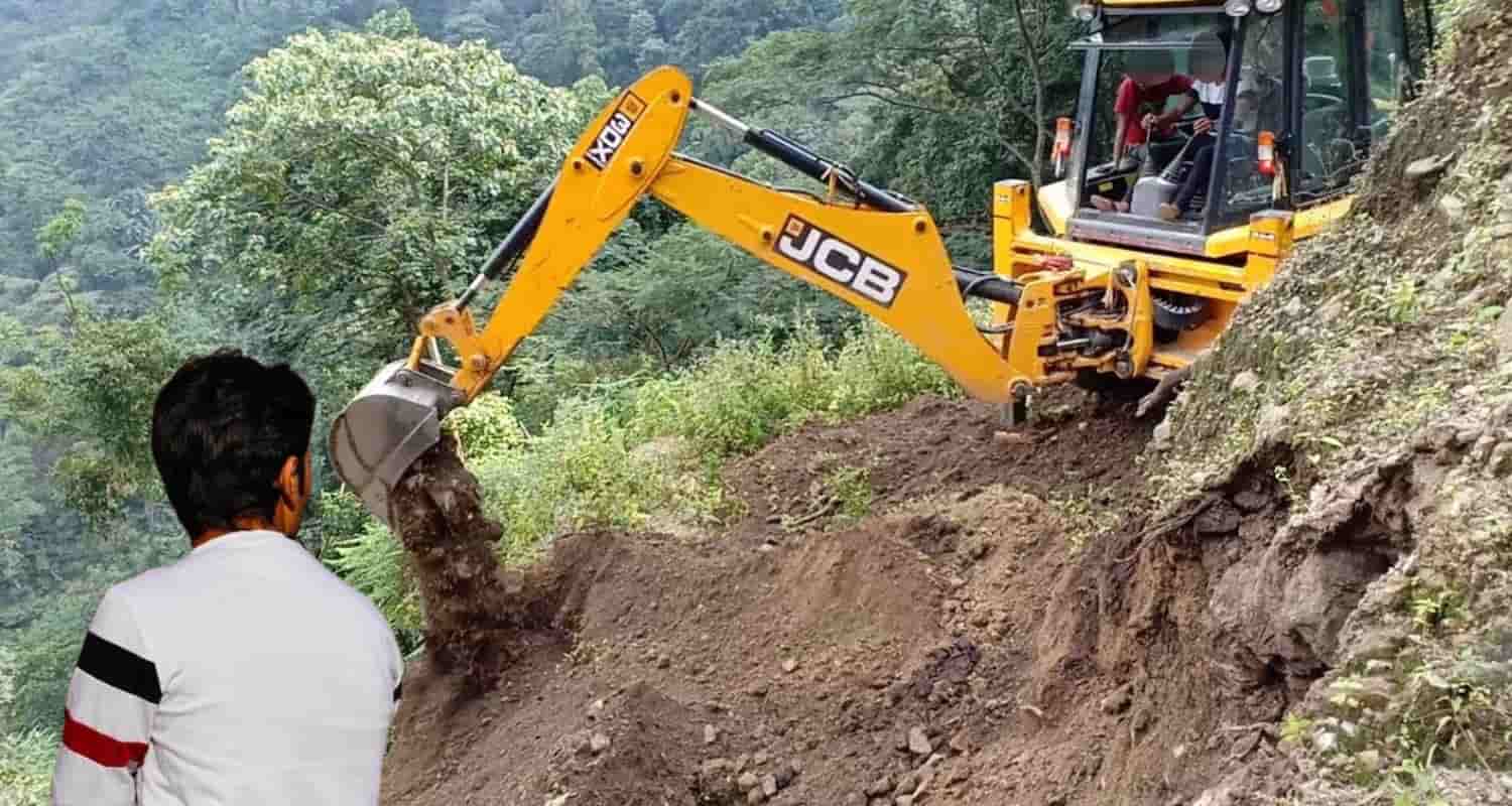 JCB ditch solan Arki
